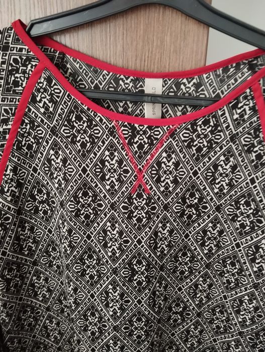 Летнее женское платье Springfield