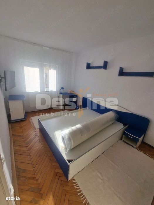 Proprietar inchitiez apartament cu 2 camere