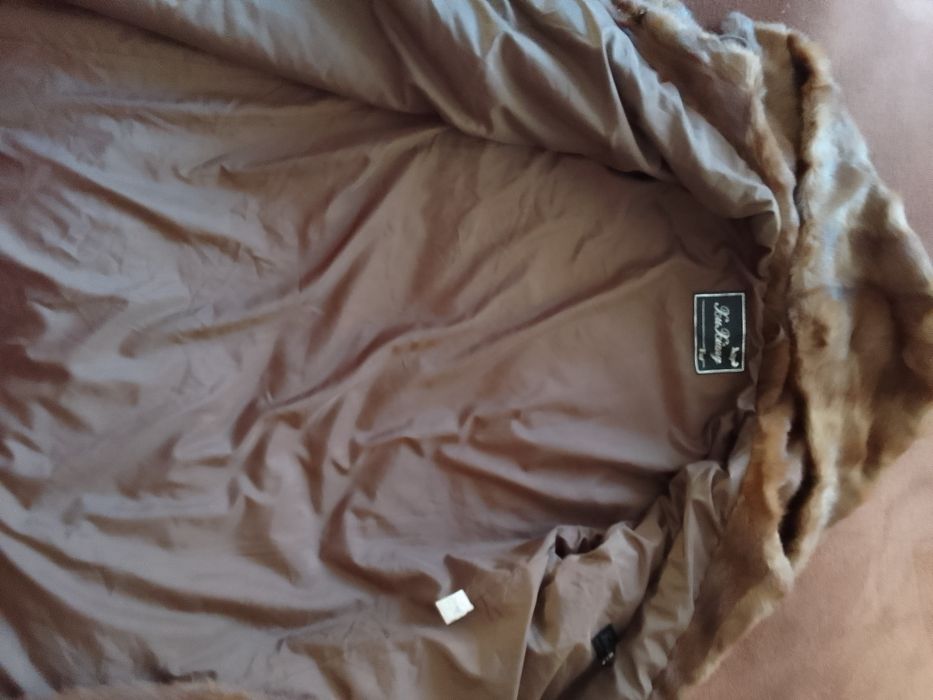 Продам женскую одежду