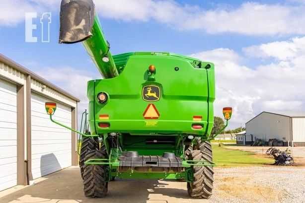 Комбайн John Deere S670