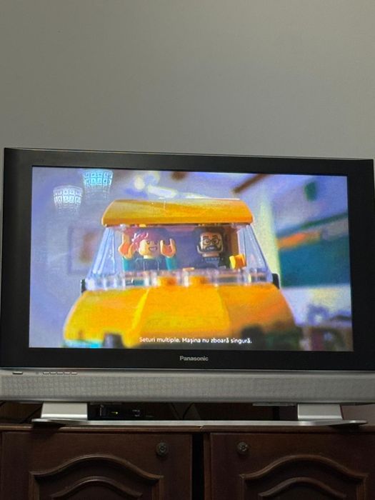 Televizor Panasonic Viera TH-37PA60E 94cm