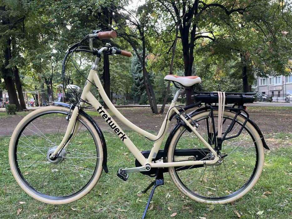 Нов 28 цола електрически алуминиев велосипед с 7 скорости чисто нов