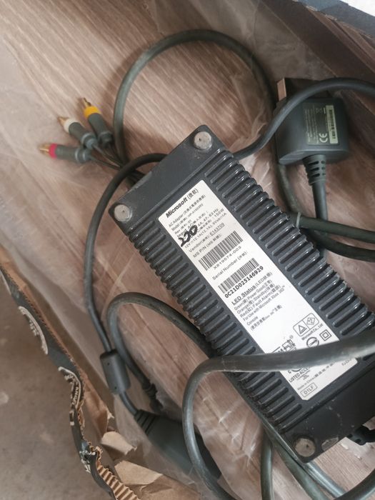 Продам xbox 360 elite