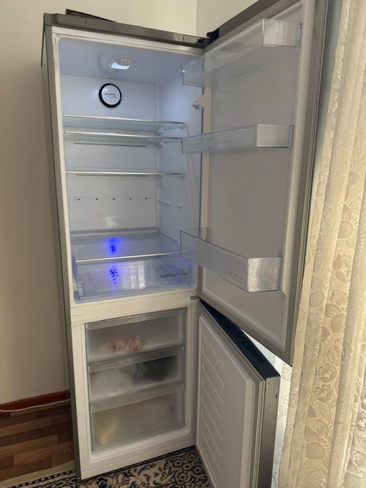 Продается холодильник Беко