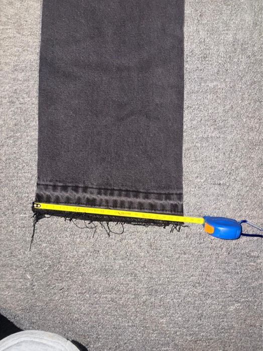 Blugi Essentials Noi