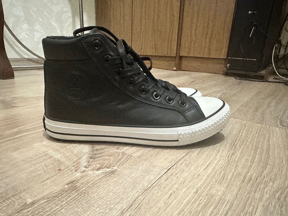 Мужские кроссовки