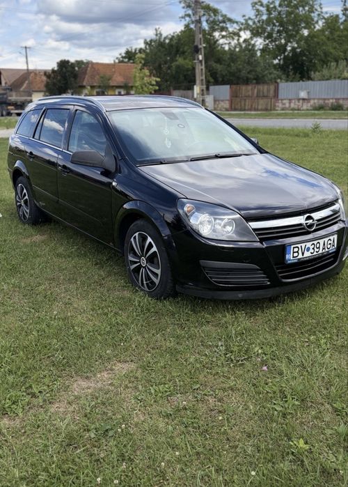 vând opel astra h
