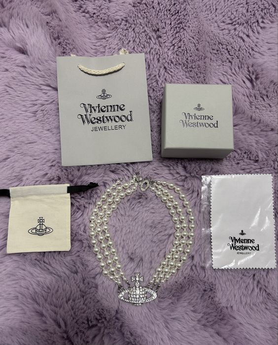 Colier Vivienne Westwood