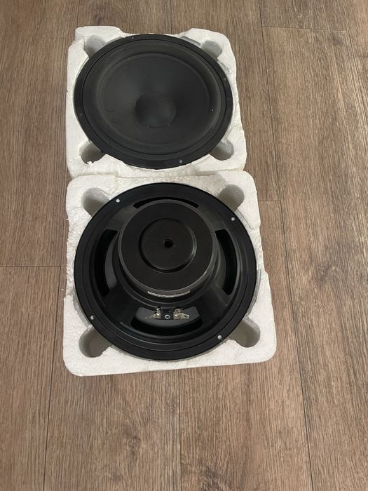 Динамики Мидбасс