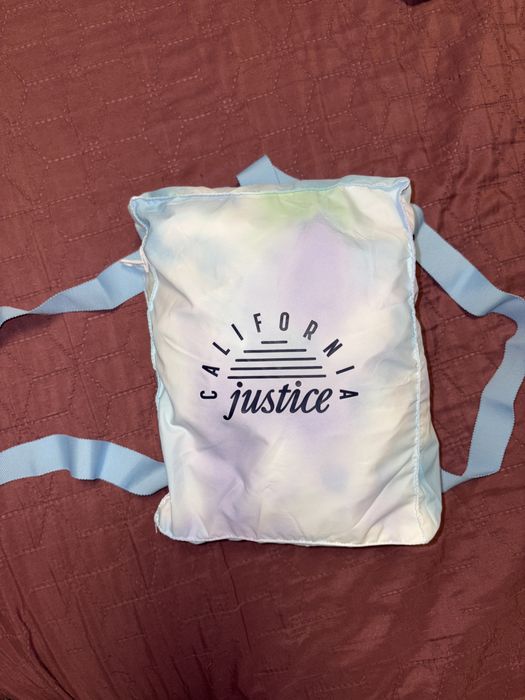 Ветровка раничка