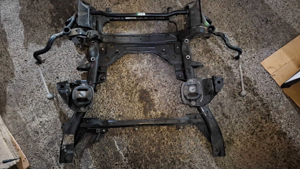 Jug, cadru motor, punte fata BMW X5 F15 X6 F16 2016