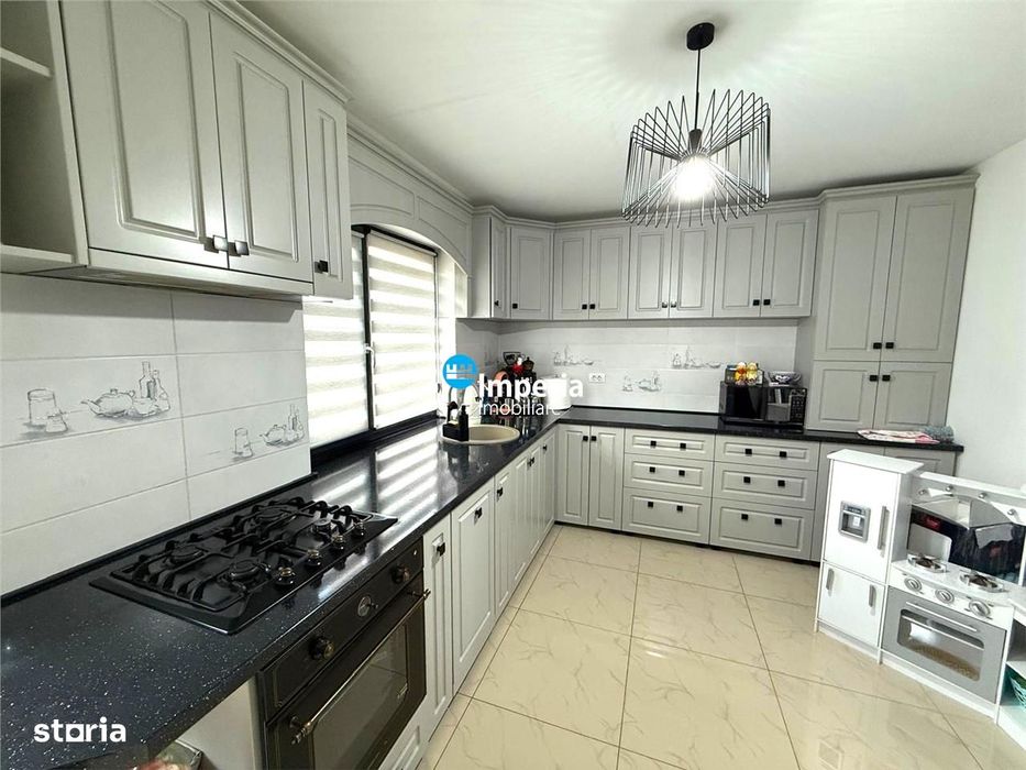 Casa P 144 mp, 500 mp, beci, mobilata,  panouri. Valea Adanca Iasi