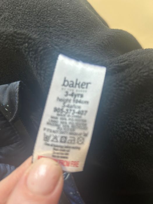 Geaca groasa Ted Baker 3 -4 ani cu interior fleece