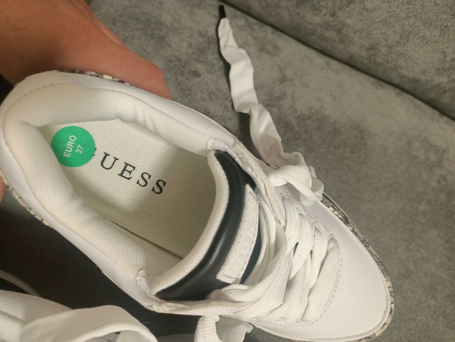 Sneakers Guess originali cu eticheta