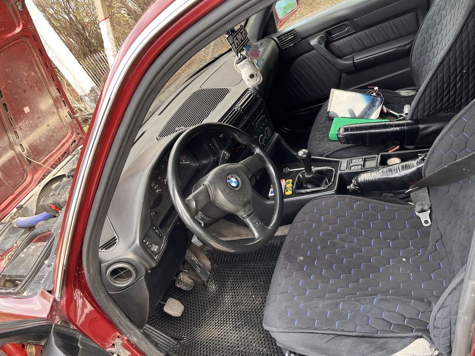 Продам БМВ Е34…..