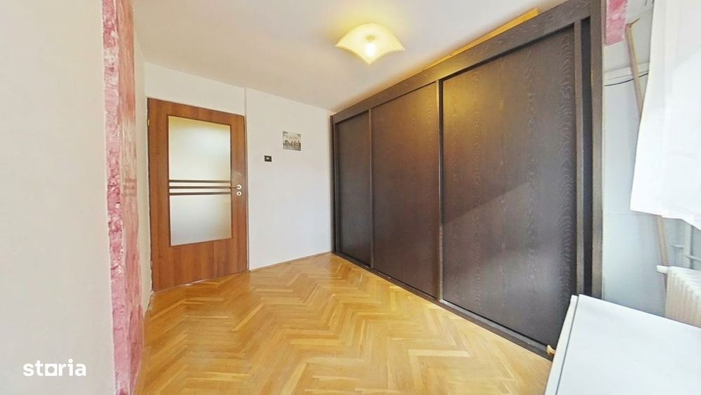 Apartament cu 4 camere de inchiriat cu parcare inclusa – Alfa, Arad