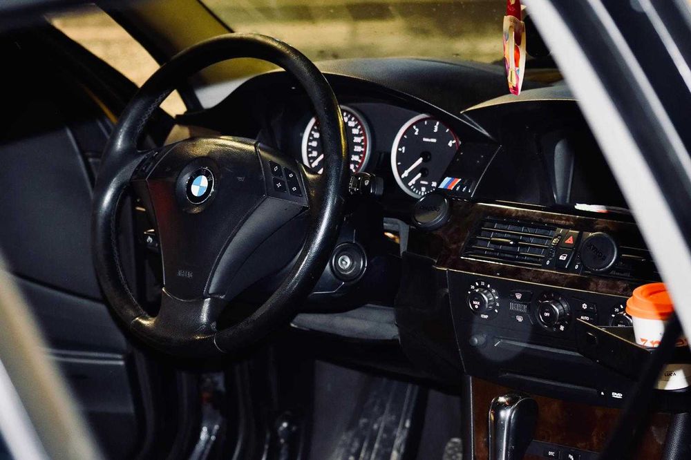 Bmw e61 530d import germania . carte service , RAR efectuat