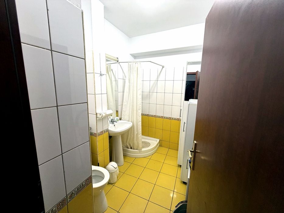 Apartament 2 camere in Centru cu parcare pretabil pentru Spatiu de birou