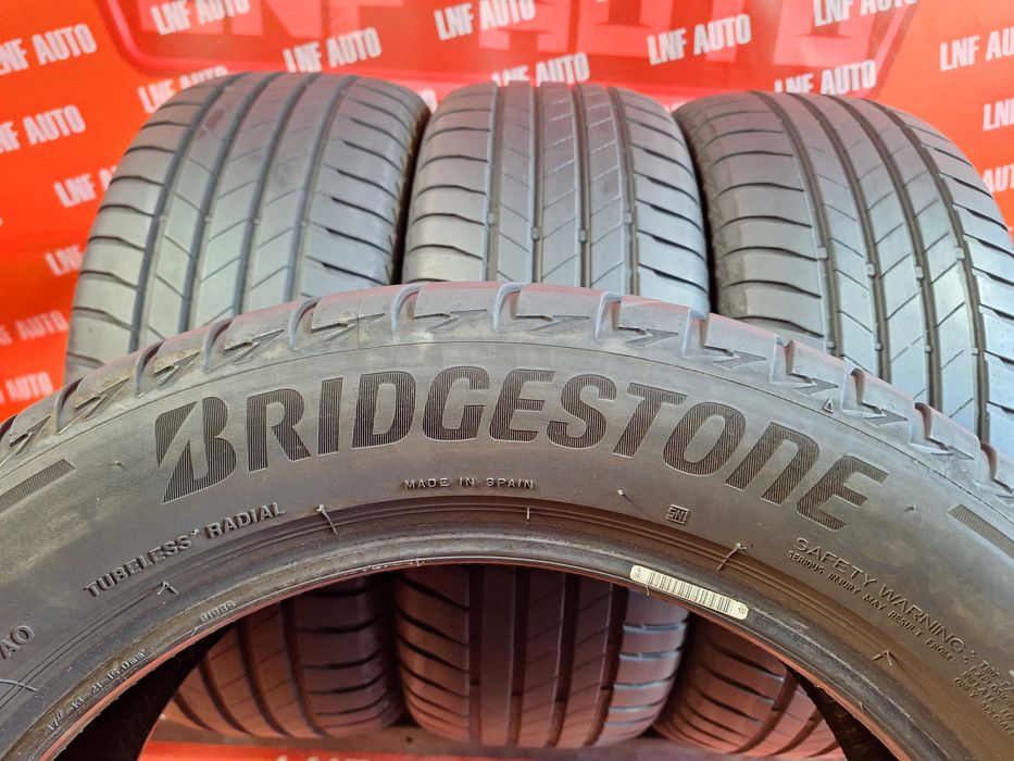 Anvelope de VARA - 215/55/17 - BRIDGESTONE - 6 MM - DOT 2021 !