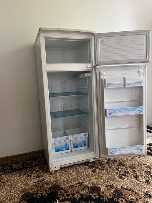 Сино музлатгич сотилади