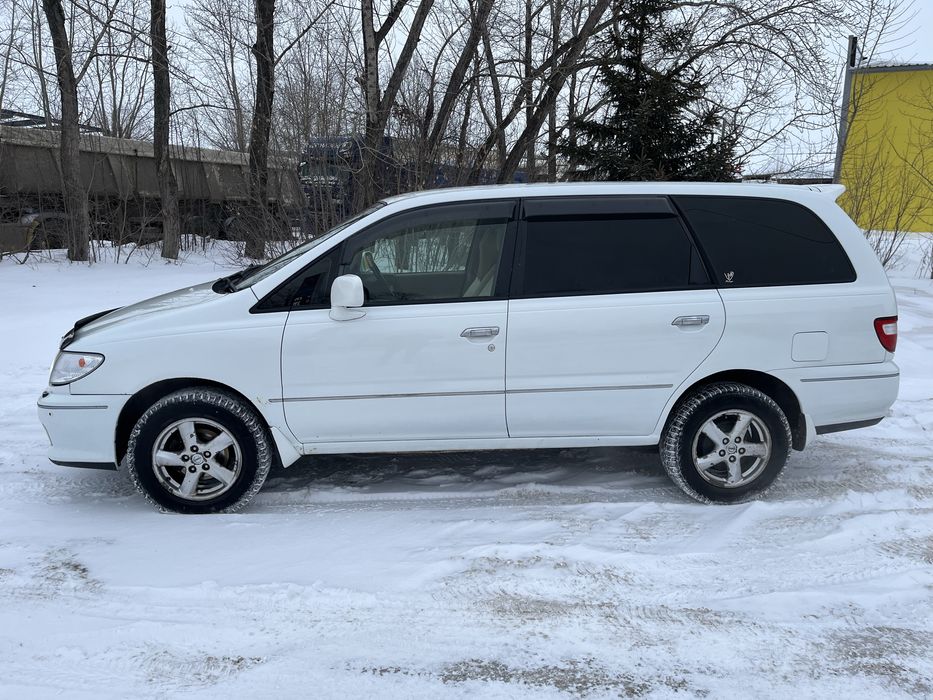 Продам автомобиль Ниссан Пресаж