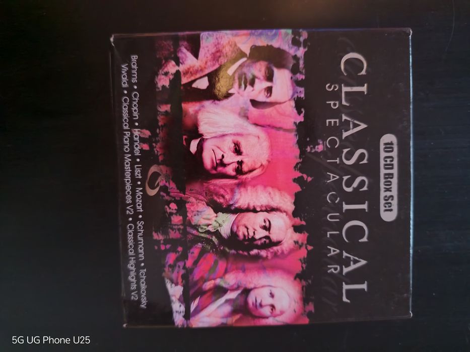 Продавам СД нови класически дискове