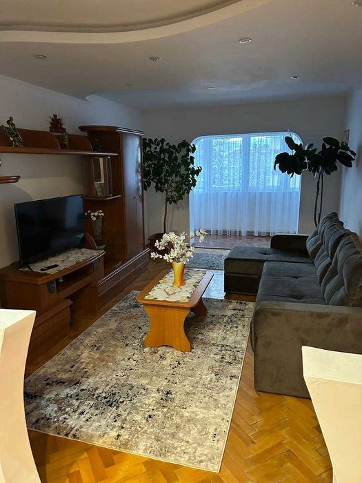 Apartament de închiriat în Câmpulung, cartier Flămânda!