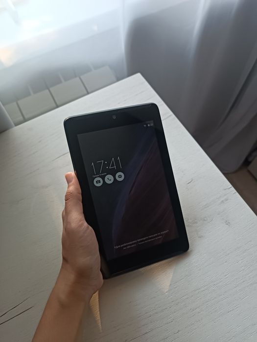 Продам планшет ASUS (k00e)