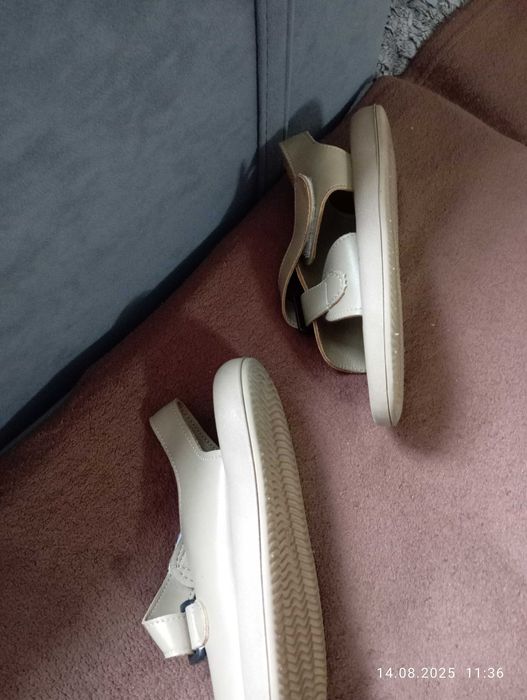 ботинки  и сандали для девочки