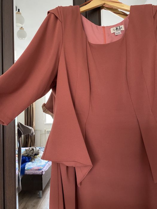 Женские платья для той