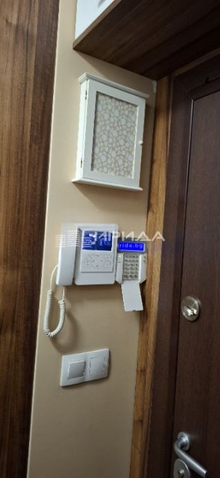 Тристаен апартамент в Центъра