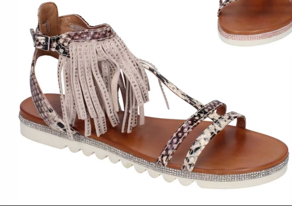 Босоножки фирменные натур.кожа 38