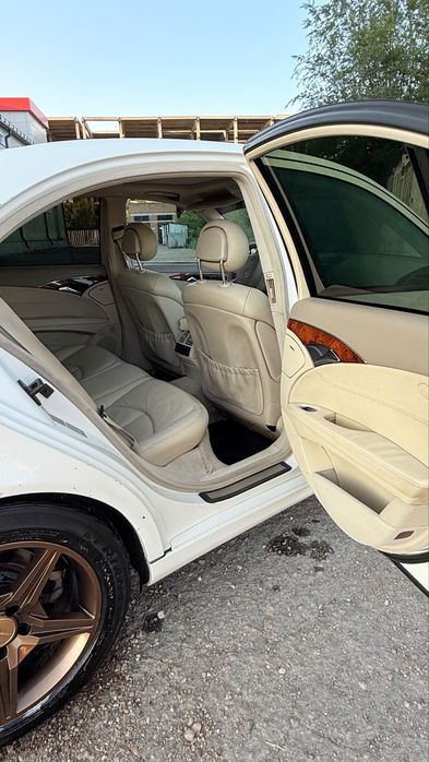 Mercedes W211 E260