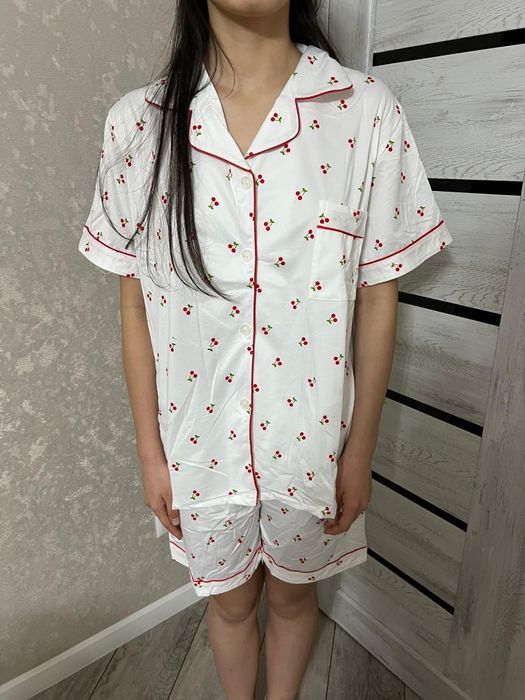 Продаю пижамки .