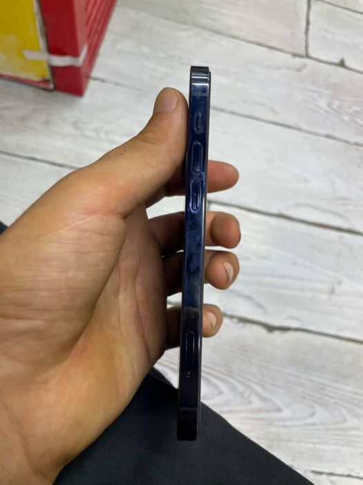 Iphone 12 pro srochnaga