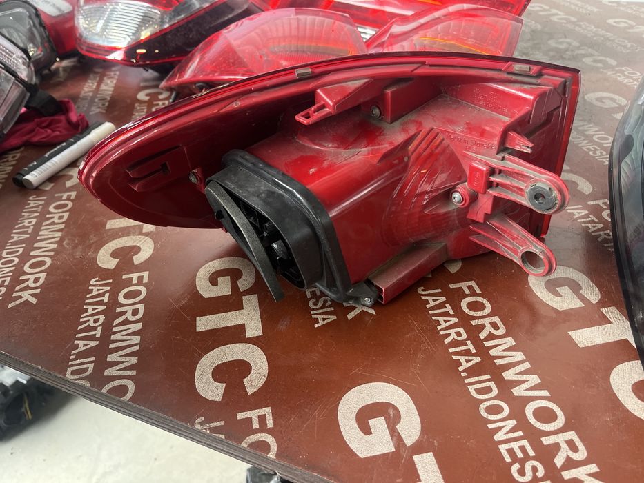 Стоп VW Tiguan 2011-