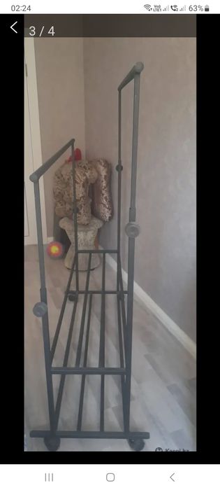 Продам стойку вешалку