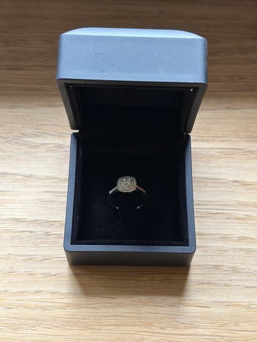 Уникален диамантен пръстен G-H SI 0.29 ct.