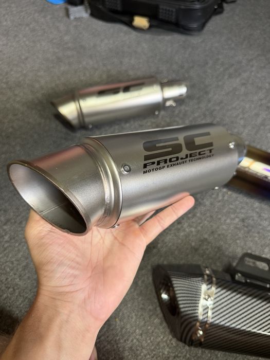 Vând finale universale de tip replici SC Project și Akrapovic ideale pentru moto, atv, scuter, quad