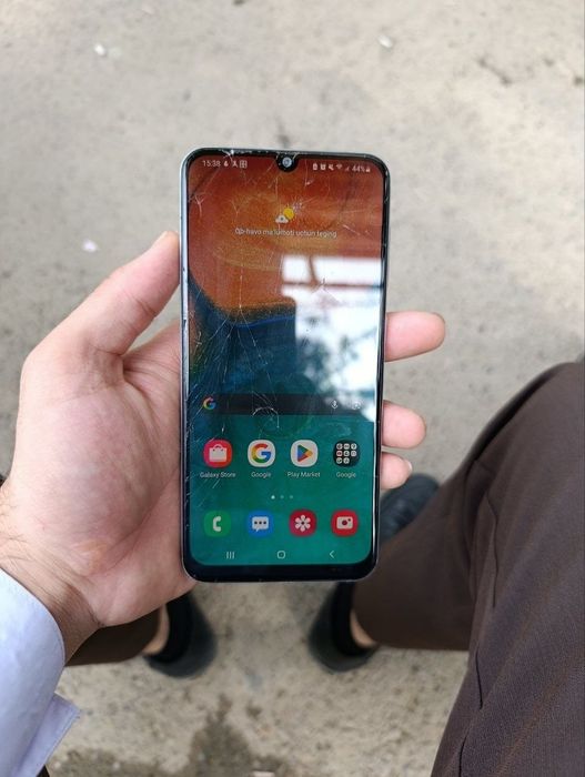 Samsung Galaxy A30