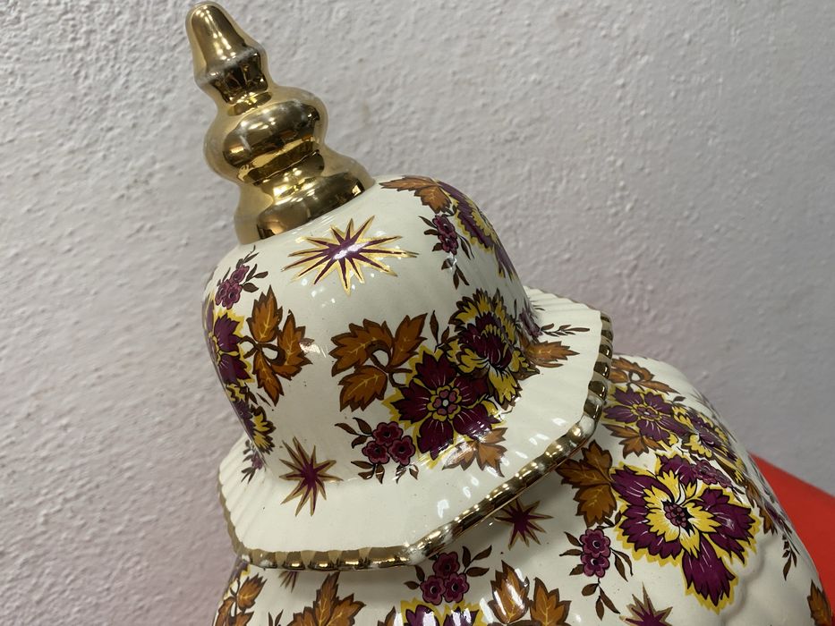 Огромна ваза с капа урна на Бох белгия Boch belgium