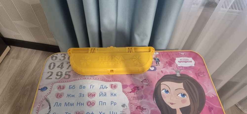 Парта детская со стулом Nika