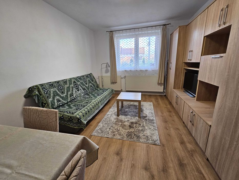Inchiriez apartament 2 camere Medias, Gloria, total renovat si utilat