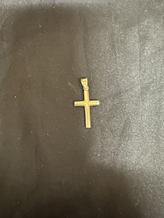 Pandantiv cruciulita din aur de 14k