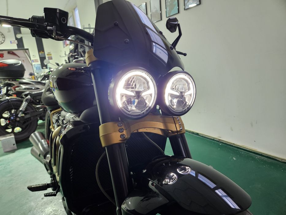 Vand Triumph rocket 3 R Black