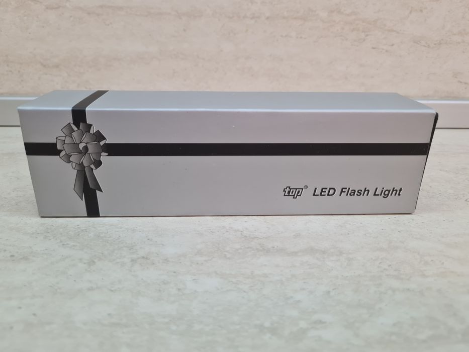 Лед фенер с ярка светлина