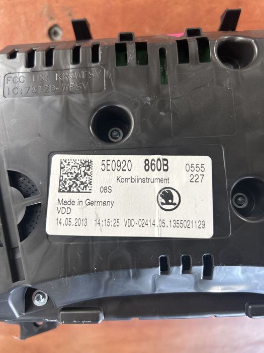 Ceas bord Skoda octavia 3 an 2013 benzina cv manuala 5E0920860B