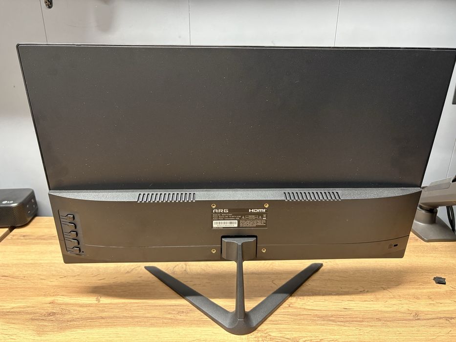 Игровые мониторы 180 герц / 2К