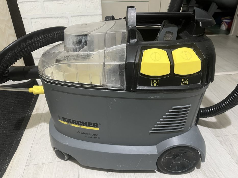 Karcher Puzzi 8/1 моющий пылесос