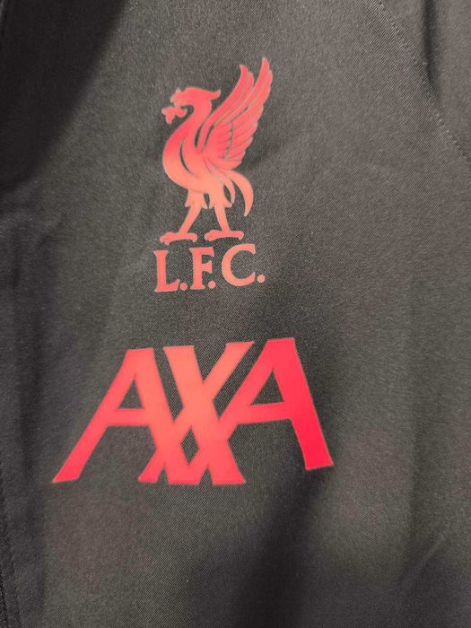 Liverpool Оригинален анцуг с подарък шапка